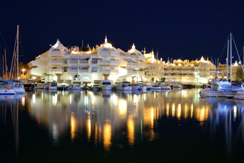 Park Beach Benalmadena Luaran gambar
